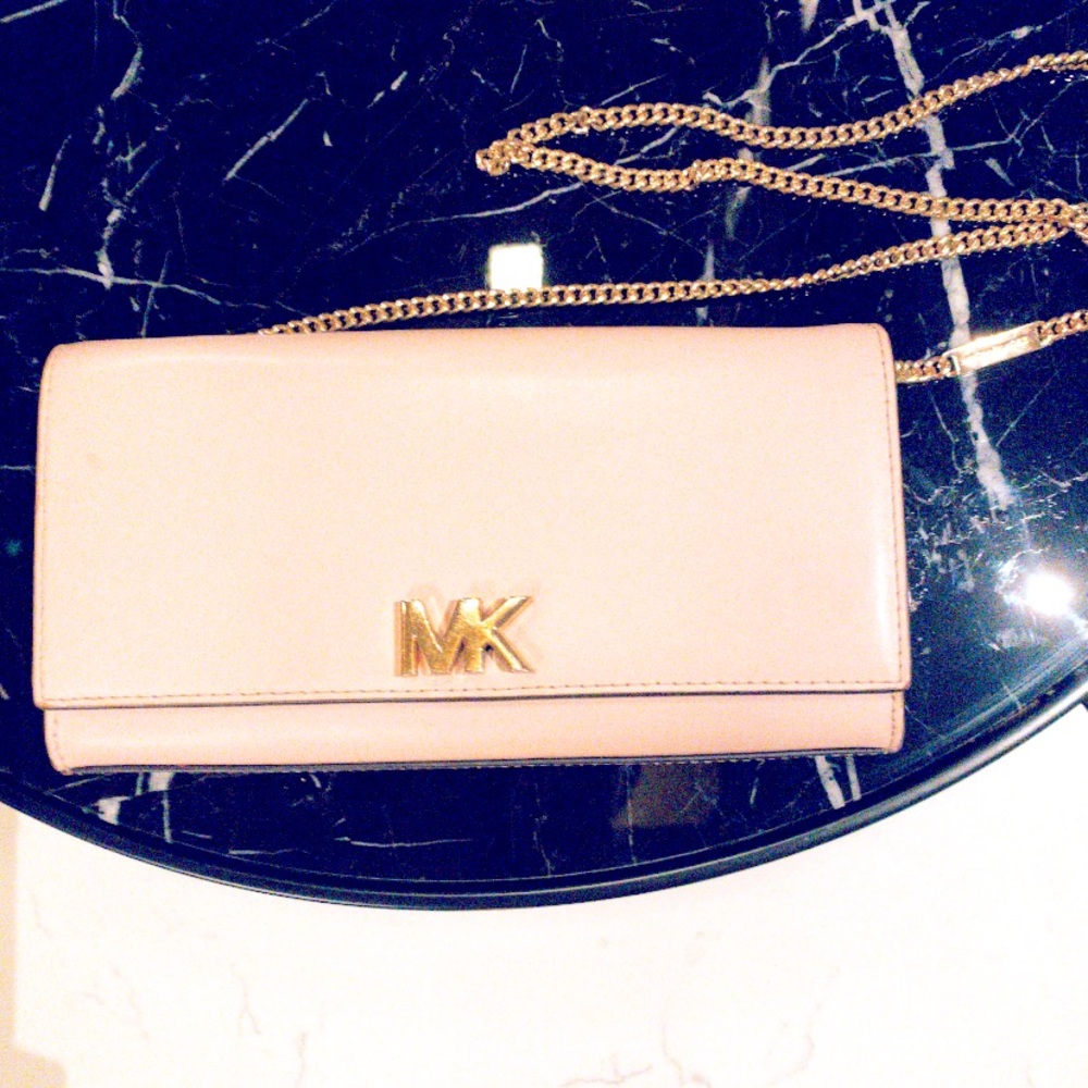 Michael Kors Mott Leather Chain Wallet